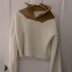 White and brown neck sweater size L
